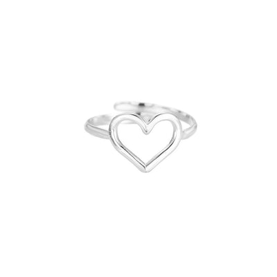 Pure & Noble Heart Ring